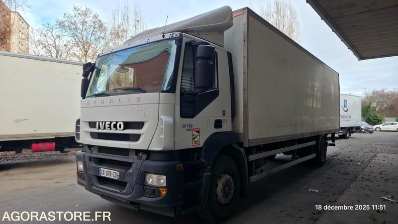 IVECO STRALIS 190S31 AD – 19T – Année 2013 – Cursor 8 - 472 000 KM - Camion: photos 4 IVECO STRALIS 190S31 AD – 19T – Année 2013 – Cursor 8 - 472 000 KM - Camion: photos 4