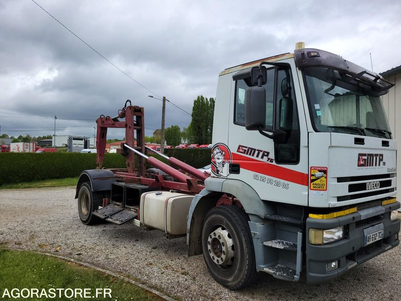 Iveco 190E24 polybenne sans benne - Camion: photos 2 Iveco 190E24 polybenne sans benne - Camion: photos 2