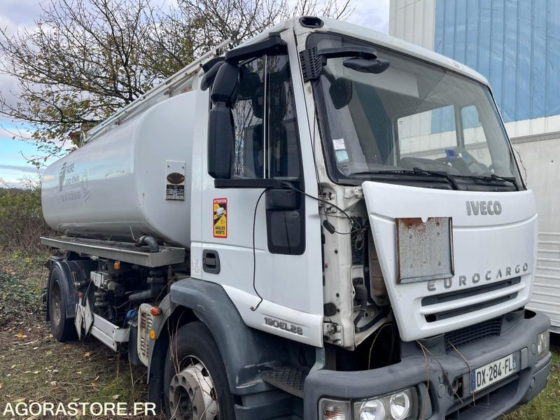 Iveco 190EL28 19t citerne - 2008 - 640748kms - export only - Camion: photos 5 Iveco 190EL28 19t citerne - 2008 - 640748kms - export only - Camion: photos 5