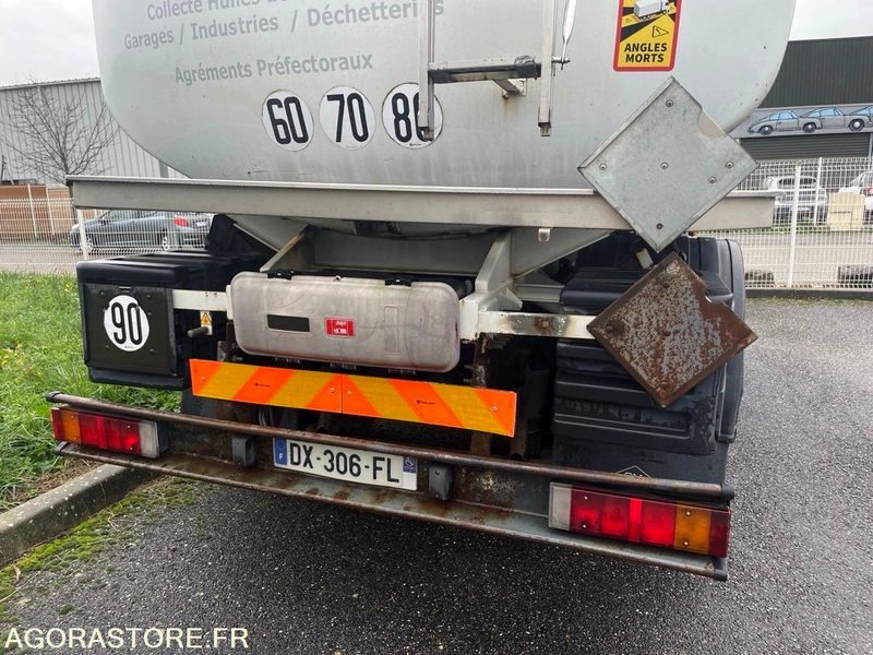 Iveco 190EL28 citerne -2008 - 694531-DX306FL - export only - Camion: photos 3 Iveco 190EL28 citerne -2008 - 694531-DX306FL - export only - Camion: photos 3