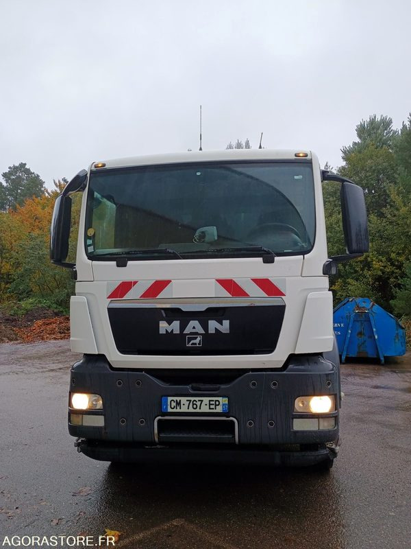 MAN 26T/BOM - CM767EP - Camion: photos 2 MAN 26T/BOM - CM767EP - Camion: photos 2