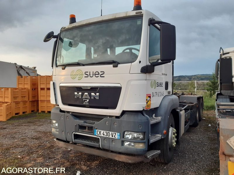 MAN 26T/BRAS - CK430VZ - Camion: photos 1 MAN 26T/BRAS - CK430VZ - Camion: photos 1