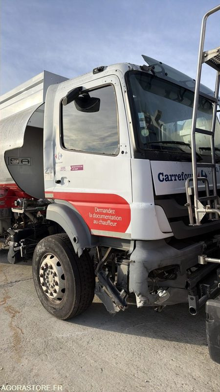 MERCEDES AXOR 2 TRACTEUR ROUTIER + CITERNE - Camion: photos 1 MERCEDES AXOR 2 TRACTEUR ROUTIER + CITERNE - Camion: photos 1