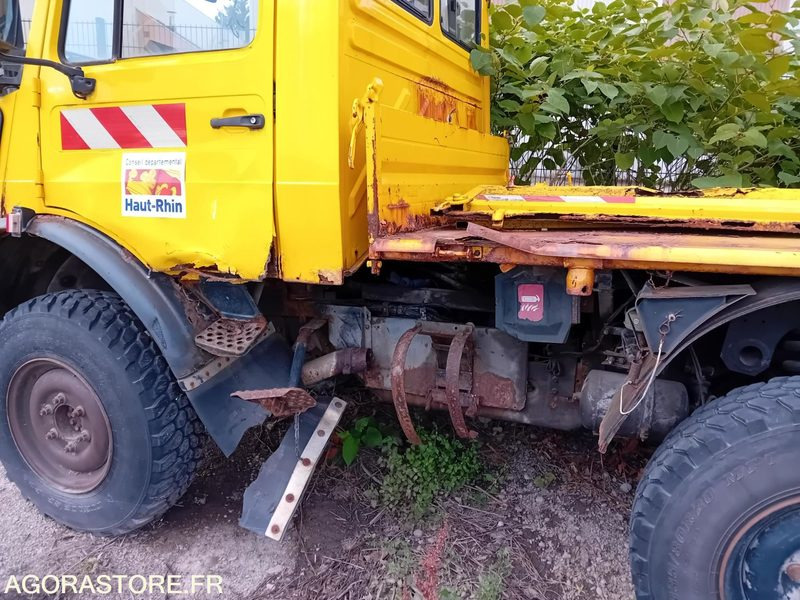 MERCEDES UNIMOG 5721-XK-68 - Camion: photos 4 MERCEDES UNIMOG 5721-XK-68 - Camion: photos 4