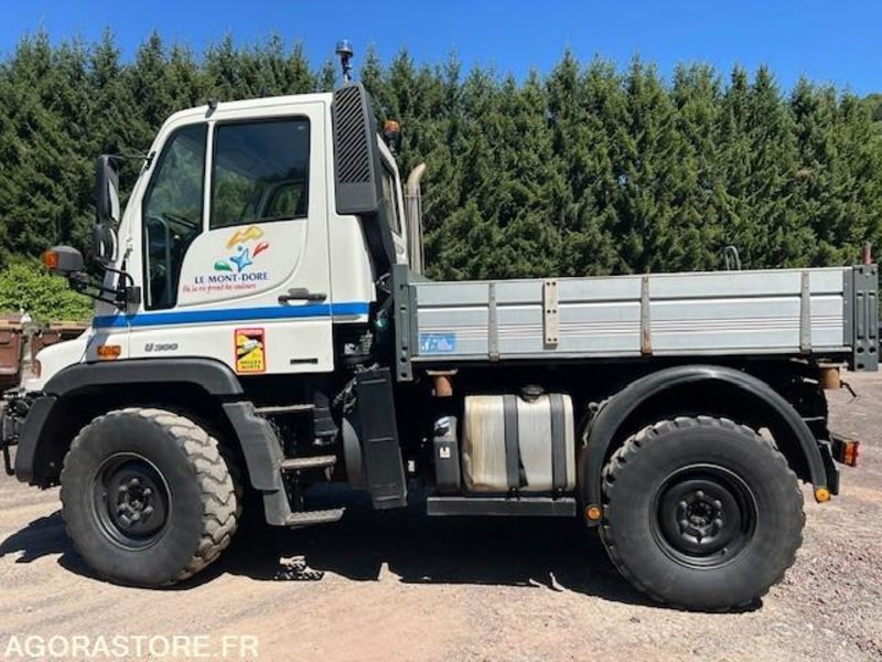 MERCEDES UNIMOG U300 - Camion: photos 2 MERCEDES UNIMOG U300 - Camion: photos 2