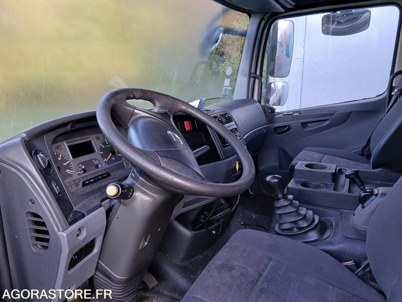 PL MERCEDES - 2006 - 188120 Kms - Camion: photos 4 PL MERCEDES - 2006 - 188120 Kms - Camion: photos 4