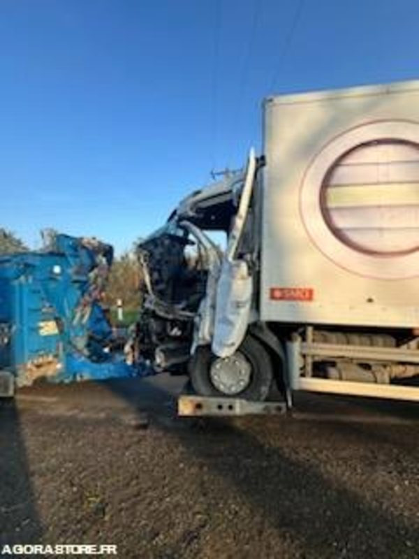 PL RENAULT MIDLUM / 632000 KMS / 2013 - Camion: photos 3 PL RENAULT MIDLUM / 632000 KMS / 2013 - Camion: photos 3