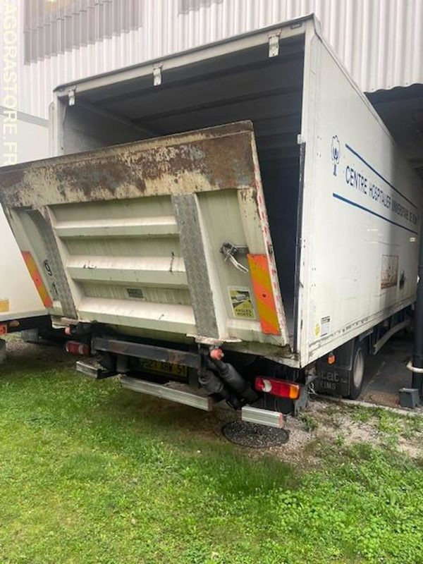 POID LOURD Renault Premium - Camion: photos 3 POID LOURD Renault Premium - Camion: photos 3