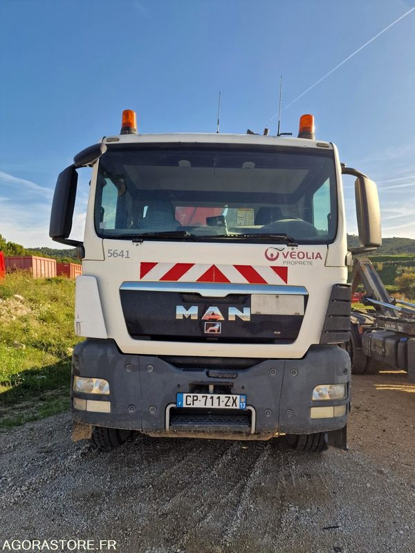 PORTEUR MOVI GRUE MAN 26T 6X4 GUIMA de 2013 - 167 500 km (R32296) - Camion: photos 1 PORTEUR MOVI GRUE MAN 26T 6X4 GUIMA de 2013 - 167 500 km (R32296) - Camion: photos 1