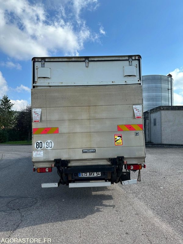 PORTEUR ROUTIER - RENAULT - MIDLUM - 2008 / 862 960 KM - 679AKV54 - Camion: photos 2 PORTEUR ROUTIER - RENAULT - MIDLUM - 2008 / 862 960 KM - 679AKV54 - Camion: photos 2