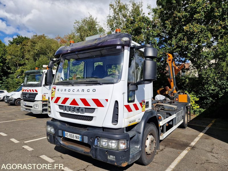 Porteur Iveco 160E22 - 2010 - 84333- AS868NA - Camion: photos 1 Porteur Iveco 160E22 - 2010 - 84333- AS868NA - Camion: photos 1