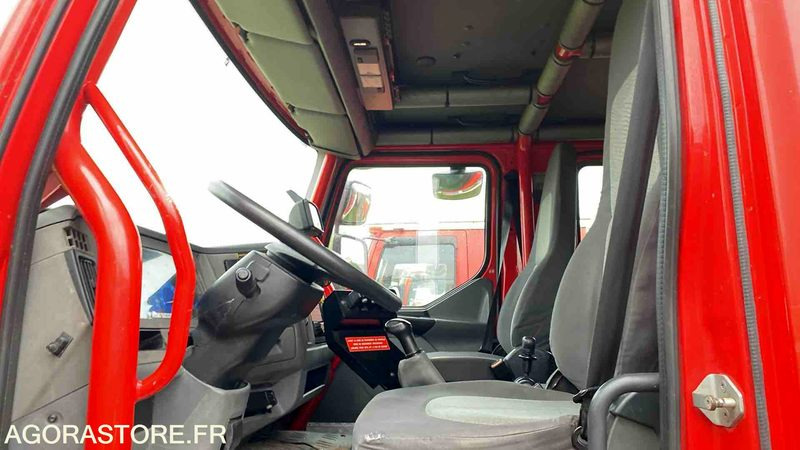 RENAULT MIDLUM - 2006 - Camion: photos 4 RENAULT MIDLUM - 2006 - Camion: photos 4