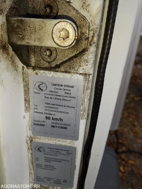 RENAULT POIDS LOURD PREMIUM / 633545 Kms / 2009 / AC-799-JC - Camion: photos 5 RENAULT POIDS LOURD PREMIUM / 633545 Kms / 2009 / AC-799-JC - Camion: photos 5