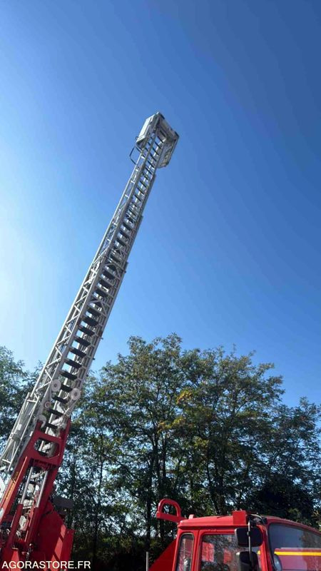 RENAULT S150 - 1998 - 58260KM - 2495H - Camion: photos 5 RENAULT S150 - 1998 - 58260KM - 2495H - Camion: photos 5