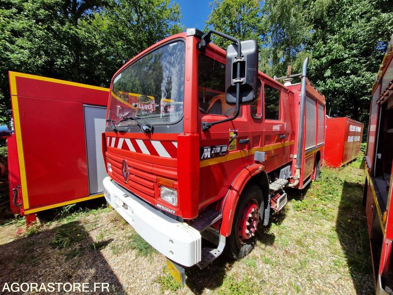 Renault Midliner M210 -1995 - 66879 - 3382VS27 - Camion: photos 1 Renault Midliner M210 -1995 - 66879 - 3382VS27 - Camion: photos 1