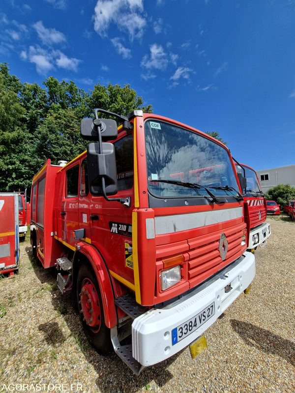 Renault Midliner M210 -1995 - 67894 - 3384VS27 - Camion: photos 2 Renault Midliner M210 -1995 - 67894 - 3384VS27 - Camion: photos 2