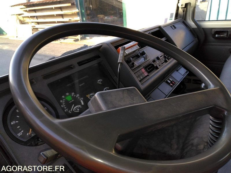 Renault double cabine, tri benne M140 Midlimer - Camion: photos 4 Renault double cabine, tri benne M140 Midlimer - Camion: photos 4