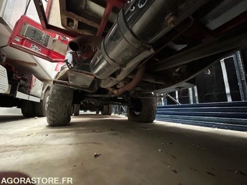 UNIMOG 406.200/416 4X4 17870 KM - Camion: photos 4 UNIMOG 406.200/416 4X4 17870 KM - Camion: photos 4