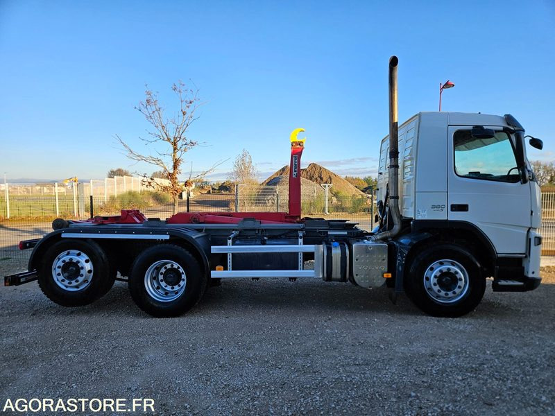 VOLVO 6X2 POLYBENNE AMPLIROLL - Camion: photos 1 VOLVO 6X2 POLYBENNE AMPLIROLL - Camion: photos 1