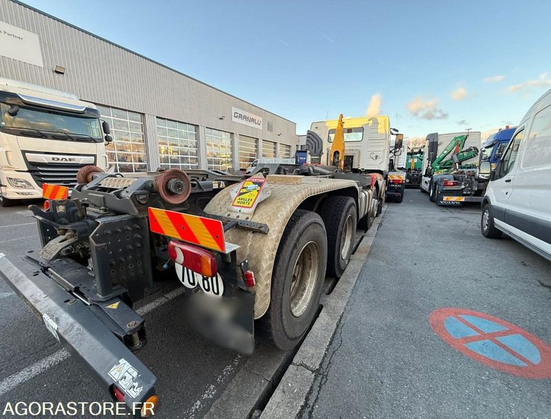 VOLVO FM12 380 - 2004 - 636 982 - Camion: photos 3 VOLVO FM12 380 - 2004 - 636 982 - Camion: photos 3