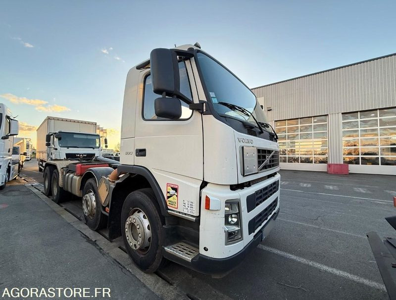 VOLVO FM12 380 - 2004 - 636 982 - Camion: photos 2 VOLVO FM12 380 - 2004 - 636 982 - Camion: photos 2