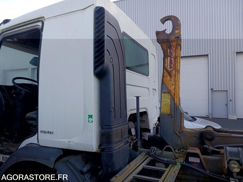 Camion porteur avec ampiroll - Camion: photos 2 Camion porteur avec ampiroll - Camion: photos 2