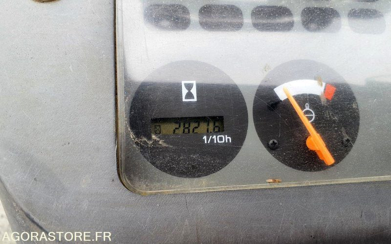 Chariot élévateur frontal GAZ Nissan 2827 heures Triplex UD02A25PQ - 3F550 - Chariot élévateur à gaz: photos 5 Chariot élévateur frontal GAZ Nissan 2827 heures Triplex UD02A25PQ - 3F550 - Chariot élévateur à gaz: photos 5