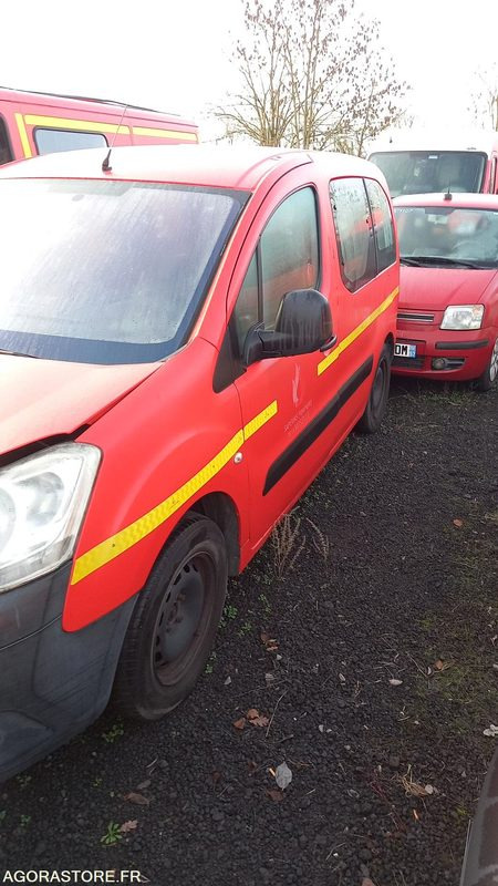 Citroën - BERLINGO - 2009 - 210787KMS - 946CAY57 - Fourgonnette: photos 5 Citroën - BERLINGO - 2009 - 210787KMS - 946CAY57 - Fourgonnette: photos 5