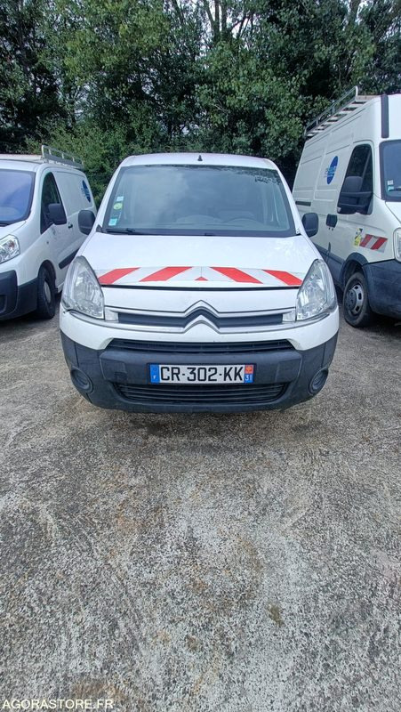 Citroën Berlingo - 2013 - 179468kms - CR302KK - Fourgonnette: photos 2 Citroën Berlingo - 2013 - 179468kms - CR302KK - Fourgonnette: photos 2