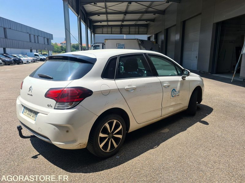 Citroën C4 EV-500-GR - véhicule non roulant - Voiture: photos 2 Citroën C4 EV-500-GR - véhicule non roulant - Voiture: photos 2