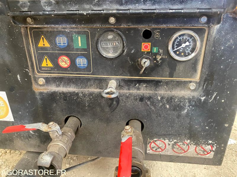 Compresseur de chantier DOOSAN 7/31 - INGERSOLL RAND - Compresseur d'air: photos 2 Compresseur de chantier DOOSAN 7/31 - INGERSOLL RAND - Compresseur d'air: photos 2