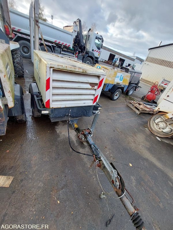 Compresseurs lot - Compresseur d'air: photos 5 Compresseurs lot - Compresseur d'air: photos 5