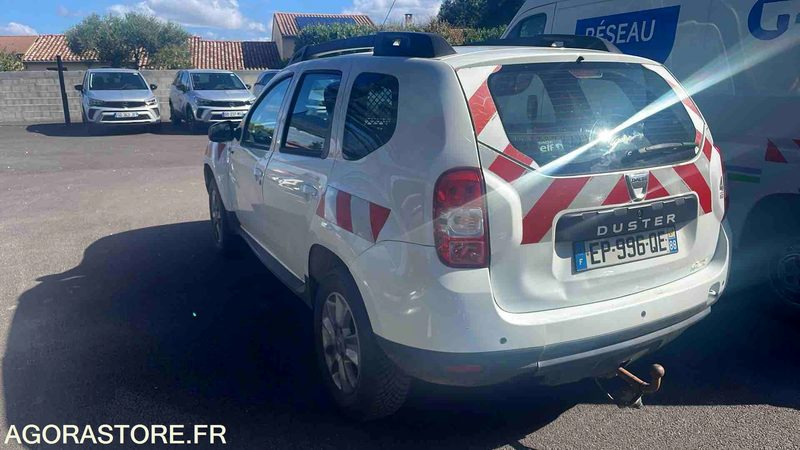 DACIA DUSTER - 2017 - 165790KM - EP996QE - SUV: photos 3 DACIA DUSTER - 2017 - 165790KM - EP996QE - SUV: photos 3