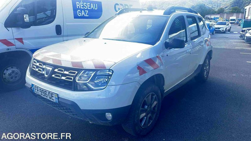 DACIA DUSTER - 2017 - 165790KM - EP996QE - SUV: photos 1 DACIA DUSTER - 2017 - 165790KM - EP996QE - SUV: photos 1