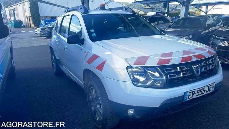 DACIA DUSTER - 2017 - 165790KM - EP996QE - SUV: photos 2 DACIA DUSTER - 2017 - 165790KM - EP996QE - SUV: photos 2