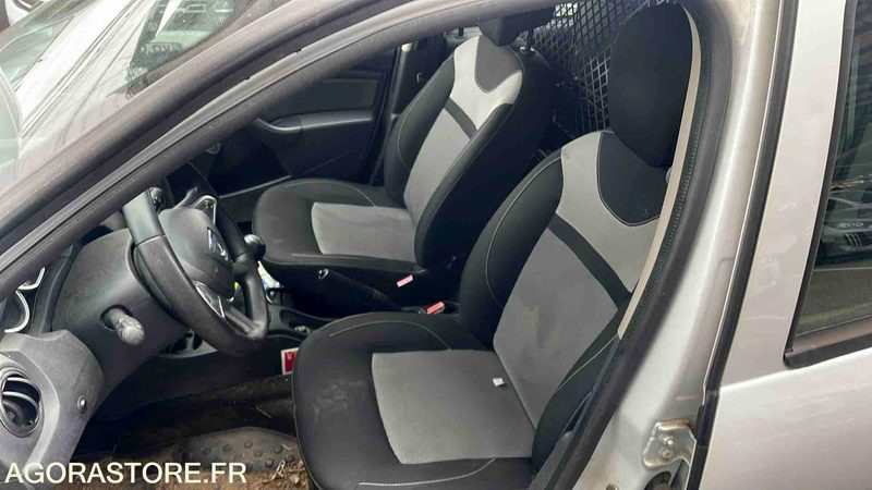 DACIA DUSTER - 2017 - 173388KM - EP701QD - SUV: photos 5 DACIA DUSTER - 2017 - 173388KM - EP701QD - SUV: photos 5