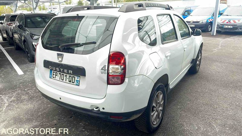 DACIA DUSTER - 2017 - 173388KM - EP701QD - SUV: photos 4 DACIA DUSTER - 2017 - 173388KM - EP701QD - SUV: photos 4