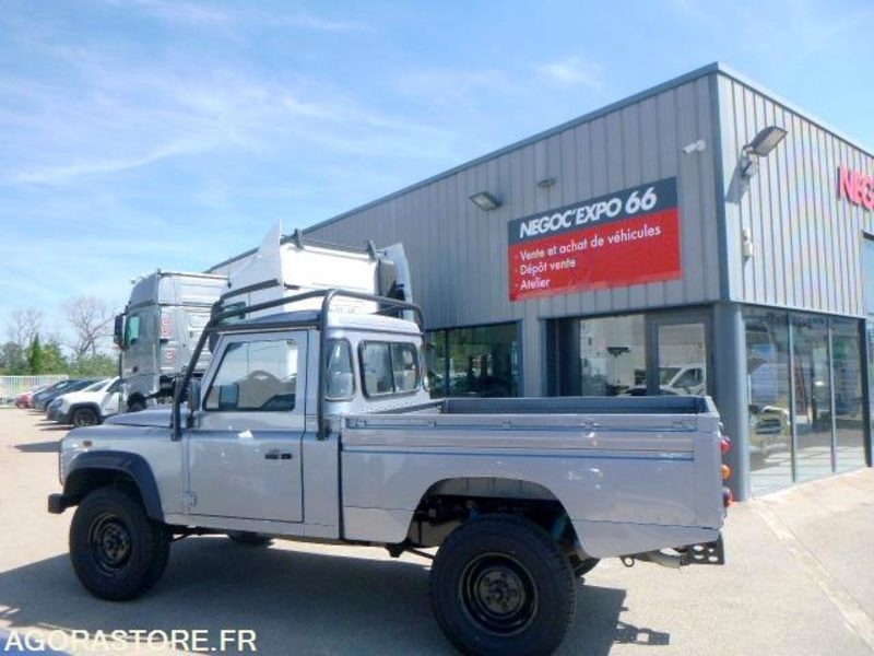 DEFENDER -Land Rover - 2011 - 131930km - 122ch - BON ETAT - SUV: photos 3 DEFENDER -Land Rover - 2011 - 131930km - 122ch - BON ETAT - SUV: photos 3