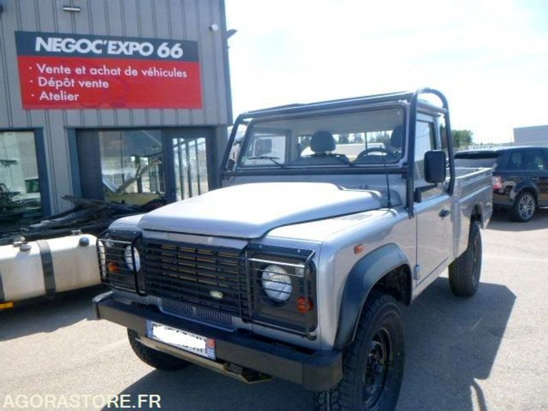 DEFENDER -Land Rover - 2011 - 131930km - 122ch - BON ETAT - SUV: photos 2 DEFENDER -Land Rover - 2011 - 131930km - 122ch - BON ETAT - SUV: photos 2
