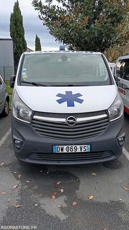 DW-069-VS - Non Roulant - OPEL VIVARO - VASP - 328 164 Kms - Ambulance: photos 2 DW-069-VS - Non Roulant - OPEL VIVARO - VASP - 328 164 Kms - Ambulance: photos 2
