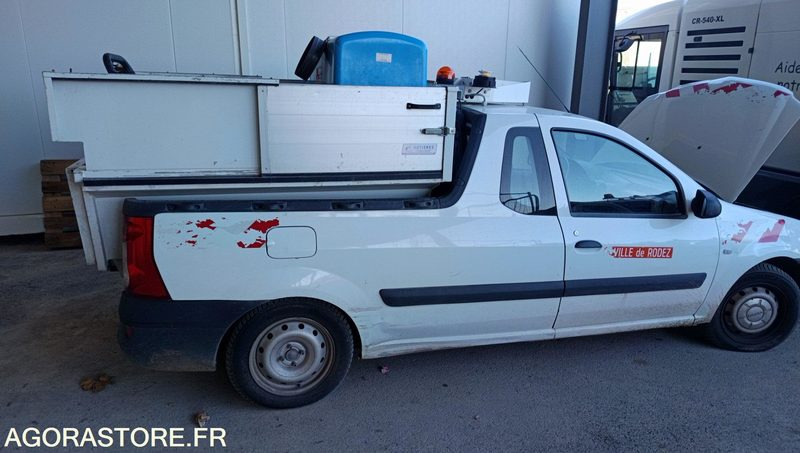 Dacia Logan - 2012 - 111131km - Pick-up: photos 3 Dacia Logan - 2012 - 111131km - Pick-up: photos 3