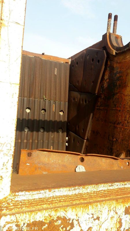 CONCASSEUR A MACHOIRE DRAGON MR 140 DEMONTER EN SUPER ETAT PRET A ETRE CHARGER - Engins de chantier: photos 4 CONCASSEUR A MACHOIRE DRAGON MR 140 DEMONTER EN SUPER ETAT PRET A ETRE CHARGER - Engins de chantier: photos 4