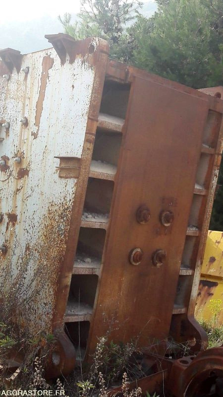 CONCASSEUR A MACHOIRE DRAGON MR 140 DEMONTER EN SUPER ETAT PRET A ETRE CHARGER - Engins de chantier: photos 3 CONCASSEUR A MACHOIRE DRAGON MR 140 DEMONTER EN SUPER ETAT PRET A ETRE CHARGER - Engins de chantier: photos 3