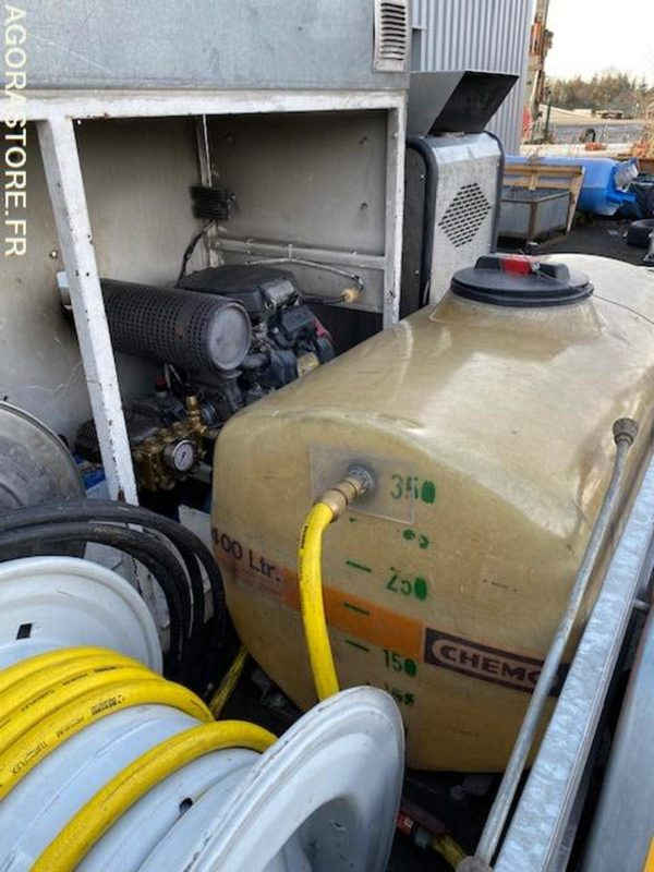 REMORQUE HAUTE PRESSION EAU CHAUDE OCCASION 350B - Engins de chantier: photos 2 REMORQUE HAUTE PRESSION EAU CHAUDE OCCASION 350B - Engins de chantier: photos 2
