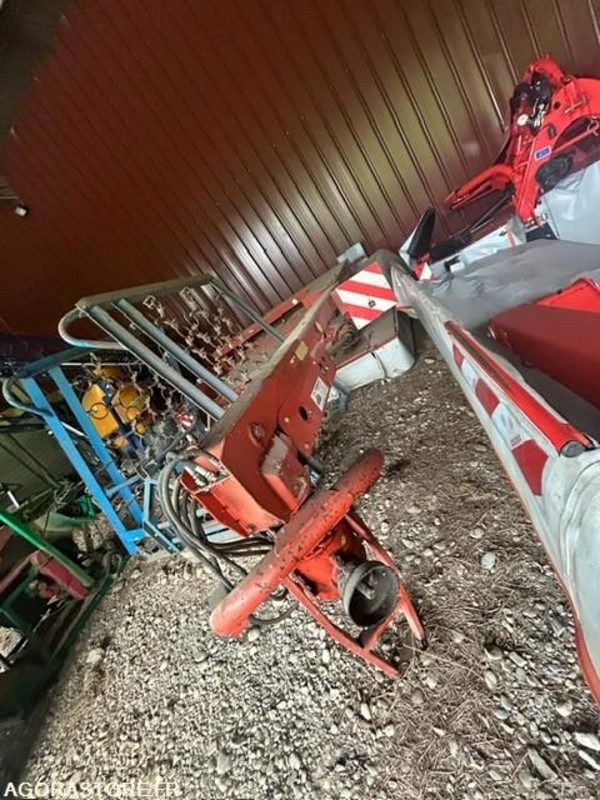FAUCHEUSE TRAINEE KUHN FC300G 1995 AVEC CONDITIONNEUR - Faucheuse: photos 3 FAUCHEUSE TRAINEE KUHN FC300G 1995 AVEC CONDITIONNEUR - Faucheuse: photos 3