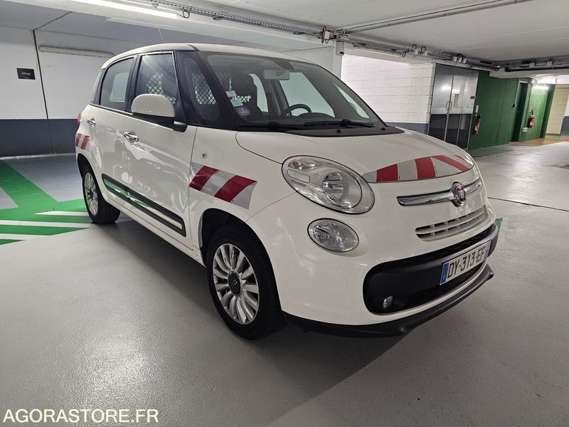 FIAT 500L - 2015 - 116569KM - DY313EF - Voiture: photos 2 FIAT 500L - 2015 - 116569KM - DY313EF - Voiture: photos 2