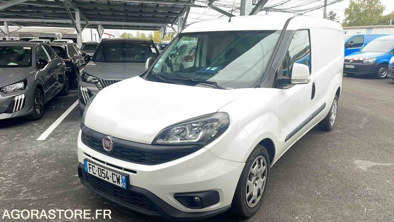 FIAT DOBLO - 2018 - 73197KM - FC054CW - Fourgonnette: photos 1 FIAT DOBLO - 2018 - 73197KM - FC054CW - Fourgonnette: photos 1