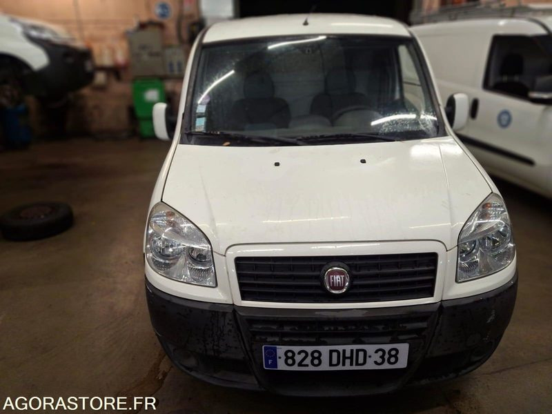 FIAT DOBLO CARGO 2 - Fourgonnette: photos 3 FIAT DOBLO CARGO 2 - Fourgonnette: photos 3
