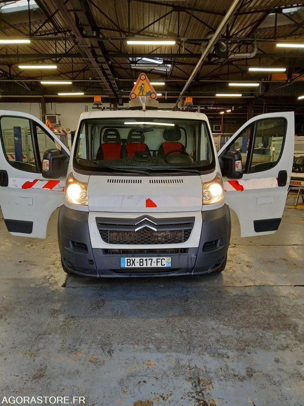 FIAT DUCATO BENNE 169544 KM AVEC CONTRE VISITE - Utilitaire benne: photos 1 FIAT DUCATO BENNE 169544 KM AVEC CONTRE VISITE - Utilitaire benne: photos 1
