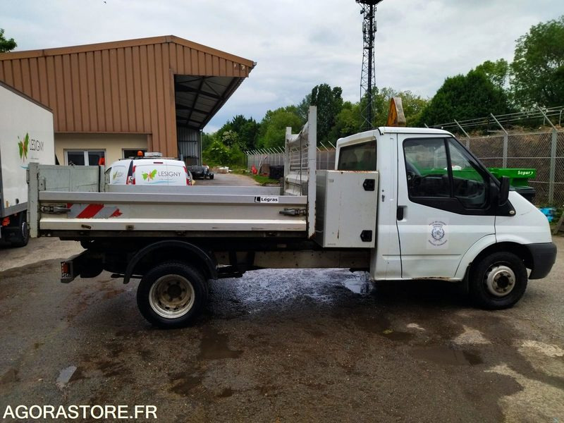 FORD TRANSIT BENNE SIMPLE CABINE DE 2006 - Utilitaire benne: photos 2 FORD TRANSIT BENNE SIMPLE CABINE DE 2006 - Utilitaire benne: photos 2